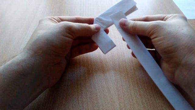 Оригами пистолет из бумаги, ставим лайк, подписываемся!!! Дальше будет интересней! смотреть онлайн
