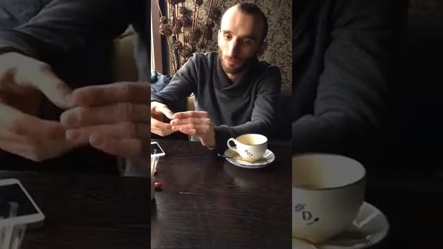 Омар пьет кофе смотреть онлайн