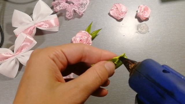 Розы из атласной ленты 1.2см
