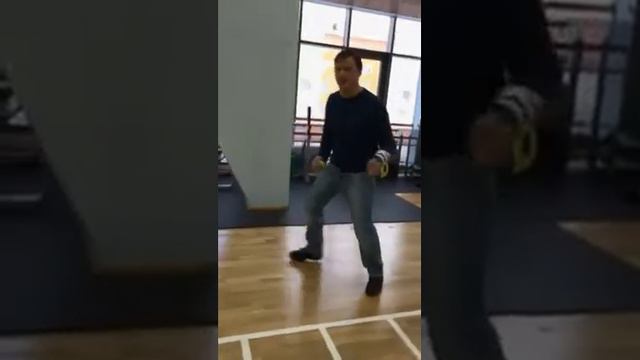 Владимир Ботвин показывает нюансы игры в воротах все начинается именно в зале смотреть онлайн