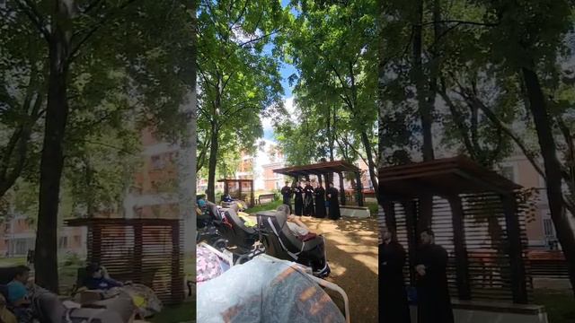 Мужской хор выступил в хосписе «Даниловский» смотреть онлайн
