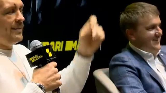 Усик жжет 😁 «Чем отличается боксер от футболиста?» смотреть онлайн