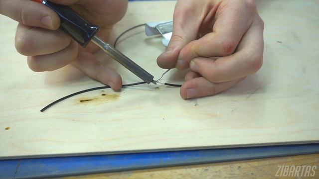 Upgrade your Soldering Skills! DIY, Cosplay and Prop-making Electronics. смотреть онлайн
