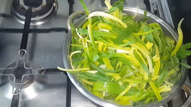 ÇİRİŞ HAŞILI/КАША ИЗ БУЛГУРА С ОЧЕНЬ ПОЛЕЗНОЙ ТРАВОЙ ЧИРИШ/XASİLA(XAŞİLA) GULİKE/Bulgur Porridge смотреть онлайн