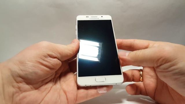 Samsung Galaxy A5 волос под стеклом