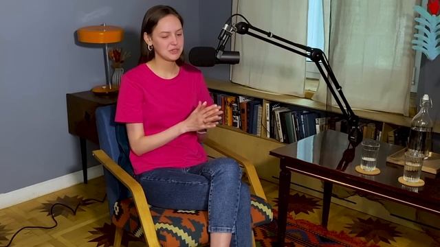Стюардесса: работа в Победе, неадекватные пассажиры и последствия санкций смотреть онлайн