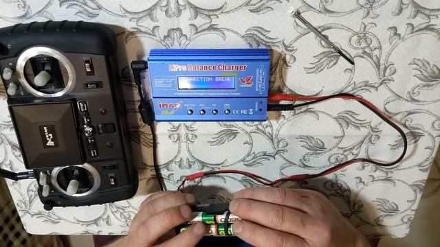 Зарядное устройство IMAX B6 - заряжаем пальчиковые аккумулят...