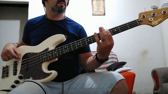 Roland Go Mixer and Squier Classic Vibe 60' смотреть онлайн