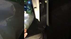 Плюс в колодке проводов  на заднем фонаре Рено Логан ,Рено сандеро, Рено Сандеро Степвей