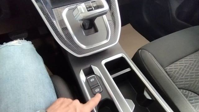 HAVAL M6 бюджетный авто #havalm6 #autochina #китайскиемашины #китайскиеавто #кроссоверы #автообзоры смотреть онлайн