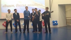 Солдаты-здравствуй небо в облаках. Выступление в школе!