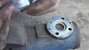 Замена подшипника ролика натяжителя ремня генератора на Nissan Almera N16