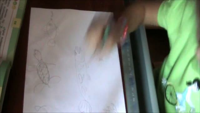 Даша рисует щуку и черепаху карандашом Учим рисовать ребенка смотреть онлайн