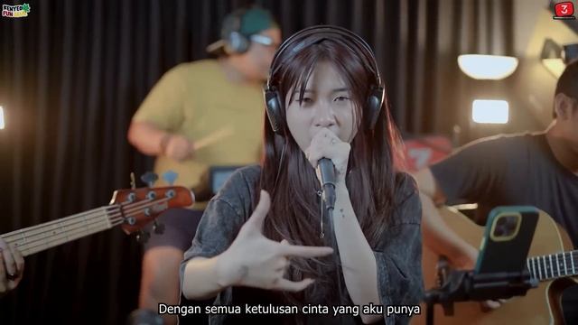 BUKAN CINTA 1 ATAU 2 - GAMMA 1 | 3PEMUDA BERBAHAYA FEAT SALLSA BINTAN COVER смотреть онлайн