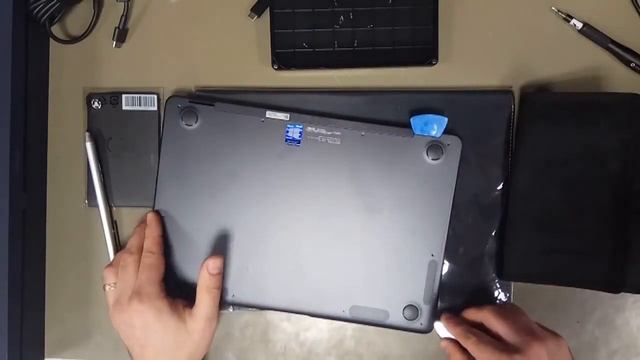 ASUS ZenBook Flip S UX370UA Quick Unboxing Teardown смотреть онлайн