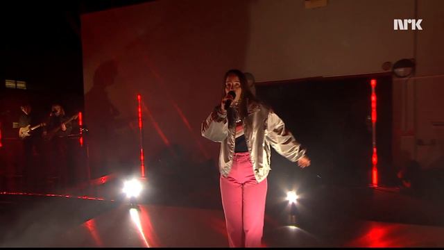 Sigrid - Burning Bridges live on a rooftop