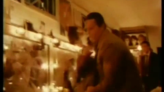 Raw Deal смотреть онлайн