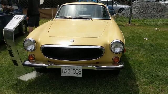 Carros classicos da Volvo no Scandinavian Midsummer Festival смотреть онлайн