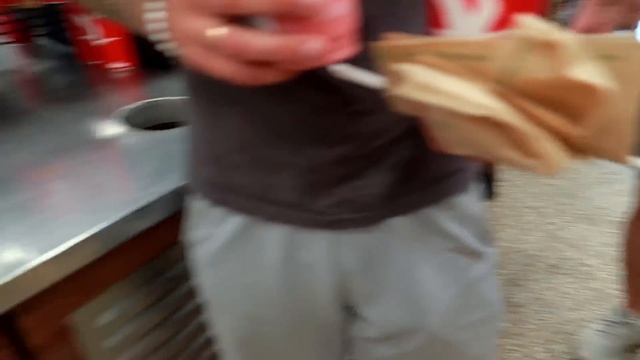 Едем на озеро??гуляем с малышом, выясняем на кого похож???день независимости США смотреть онлайн