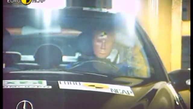 Euro NCAP | Mercedes Benz C Class | 2002 | Crash test смотреть онлайн