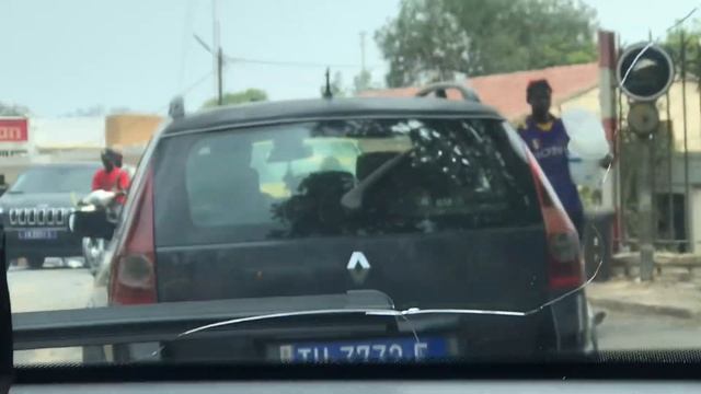 Driving in beautiful city of Thies Senegal смотреть онлайн