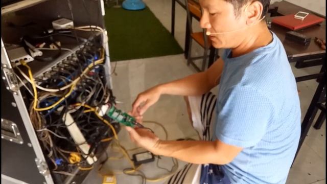 Nguồn Autovol AC cho Midiverb 4 смотреть онлайн