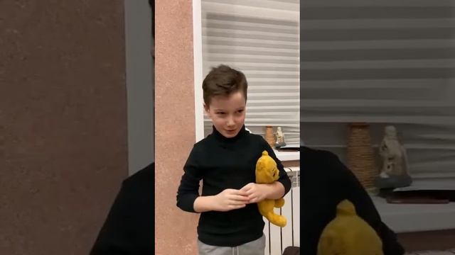Сочинил сам стих про Желтого Медвежонка смотреть онлайн