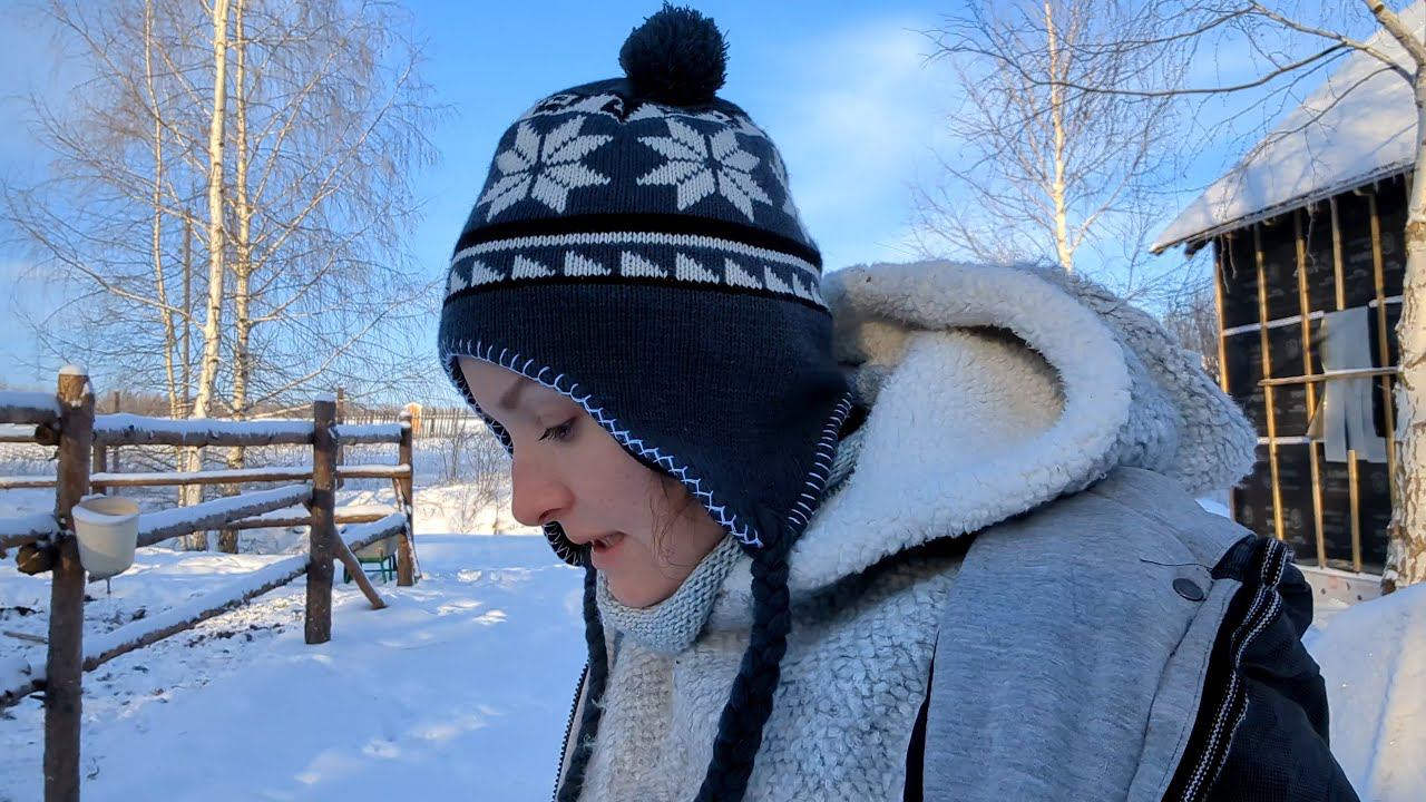 Как можно жить в таком лесу и в этом доме. Строим лесной дом. Приехали 3 машины стройматериала. смотреть онлайн