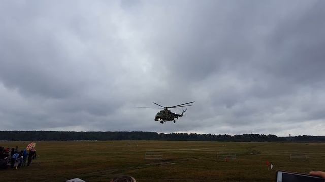 Фестиваль #ПРОНЕБО2017 Взлет Ми-8 МТВ. смотреть онлайн