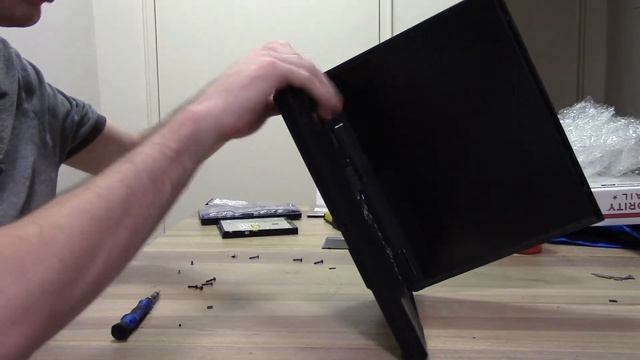 Ben Kleinberg Channel Trailer: IBM ThinkPad T22 Repair смотреть онлайн