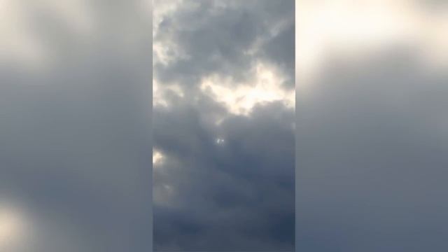 НЛО Снятое в Отличном Качестве На Камеру смотреть онлайн