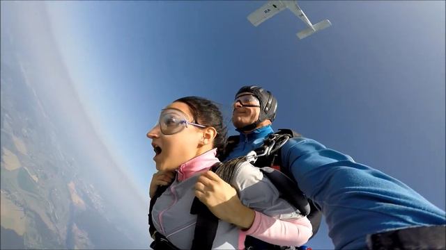 Skycenter DZ "Пущино". 4 000 метров. 20 августа 2017г. смотреть онлайн