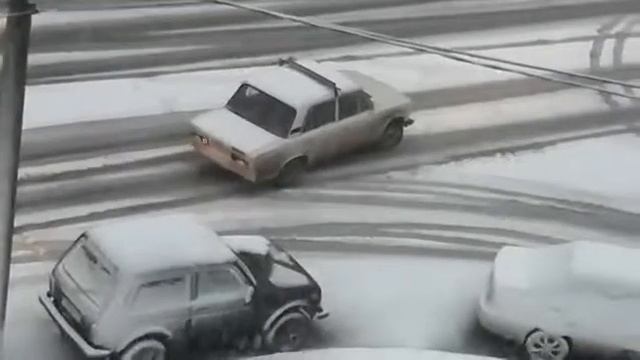 Весна , апрель , г.Тула смотреть онлайн