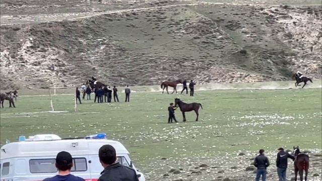 Скачки в с. Зило.2-я партия.На 5 кругов.7.05.2023 смотреть онлайн