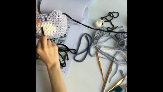 Вязаные корзинки - мордочки для детей. Как создается вязаный Мишка. Crochet basket for children смотреть онлайн