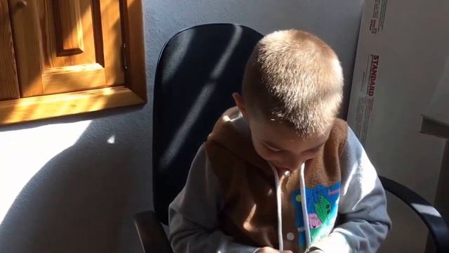 STIKEEZ ПОКУПАЕМ ПОДВОДНУЮ ЛОДКУ И РАСПАКОВЫВАЕМ СТИКЕЗ КОЛЛЕКЦИЯ СТИКЕЗ #1 смотреть онлайн