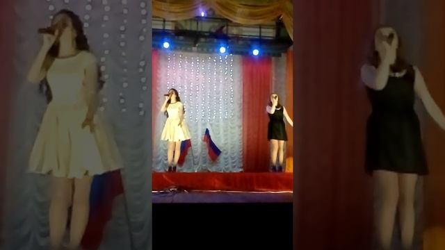 Видишь себя нарисованным в лодке - Алина и Кристина смотреть онлайн
