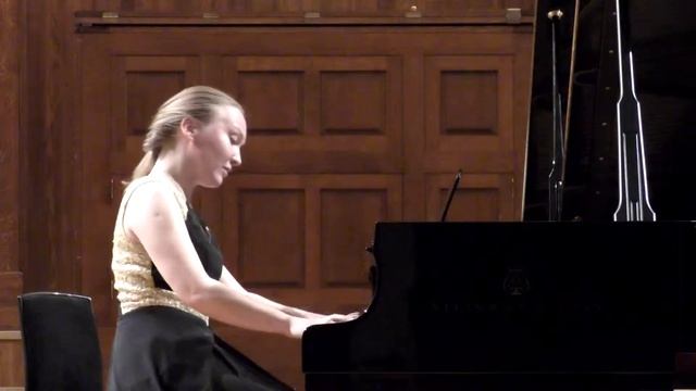 Дмитрий Шостакович Прелюдия и фуга A-dur смотреть онлайн