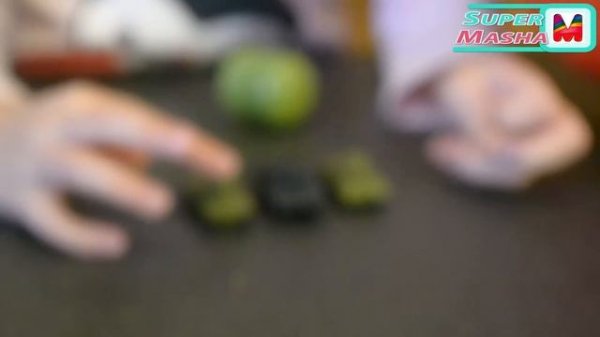 Танки и Милая Пони большое яйцо с сюрпризом открываем игрушки Giant surprise egg WoT MLP Hasbro