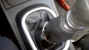 Хруст при переключении передач Nissan Tiida