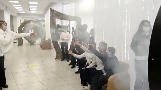 Выставка «Яблоко Ньютона» смотреть онлайн