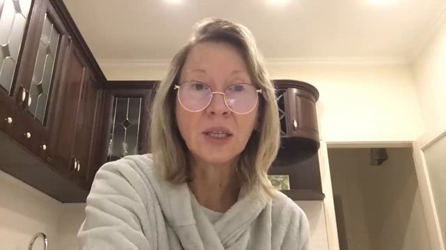 Адамян Эдик/Обзор/Не приспособлен к жизни вообще ! Ни в зуб ногой ! Учи, учи - как об стенку горох смотреть онлайн