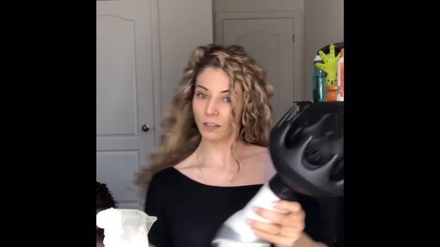 Refresh Curly Hair With Curly Girl Method Approved Gel