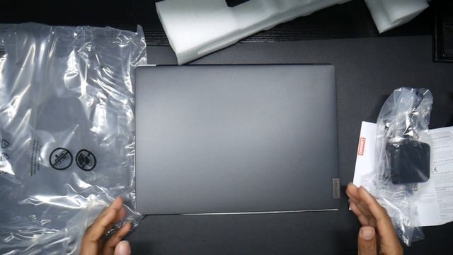 Unboxing Lenovo Ideapad 3 with Intel Pentium Gold 6405U Dual Core Processor смотреть онлайн