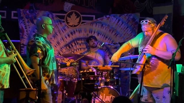 Johnny Sketch & the Dirty Notes - Cora Lee @Maple Leaf Bar 4:20 4/20/22 live in New Orleans смотреть онлайн