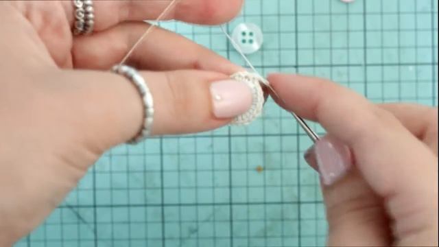Скрапбукинг. МК по обвязанной пуговке смотреть онлайн