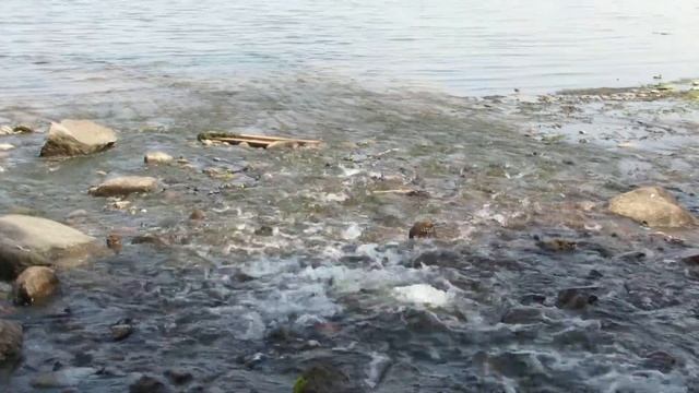 Слив воды от фонтанов в море смотреть онлайн
