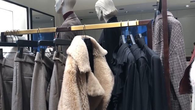 ПОЧЕМУ ТУРКИ НЕ ПРАЗДНУЮТ НОВЫЙ ГОД.МАССОВОЕ ЗАБЛУЖДЕНИЕ.С МУЖЕМ В ТОРГОВОМ ЦЕНТРЕ.КУПИЛА ПЛАТЬЕ.