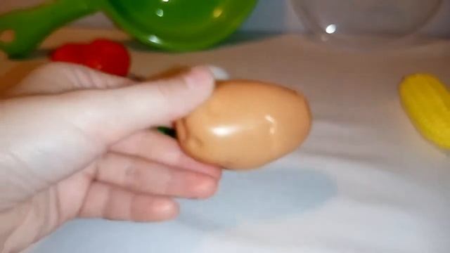 УЧИМ ОВОЩИ для детей УЧИМ ЦВЕТА И НАЗВАНИЯ ОВОЩЕЙ УЧИМ СЛОВА Развивающие мультики для детей смотреть онлайн