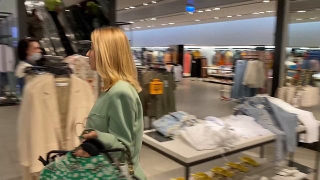 5 повседневных образов из ZARA, Gucci кафе, обзор косметики Zara Beauty смотреть онлайн